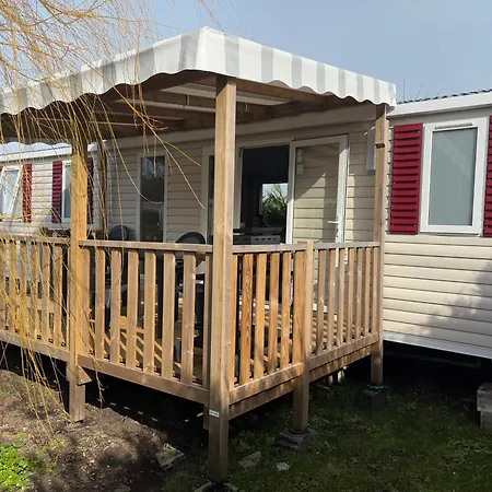 Mobil-home 40m2, Les Charmettes 4 Etoiles La Palmyre 4-6 Personnes-2 Dont 1 Parentale-2 Salles De Bain 캠프장